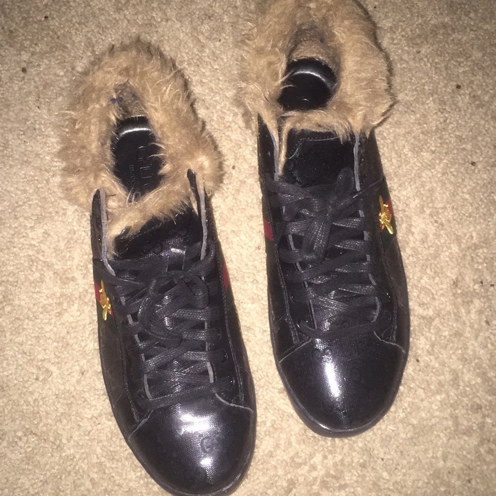 Gucci - Picture 1 of 4